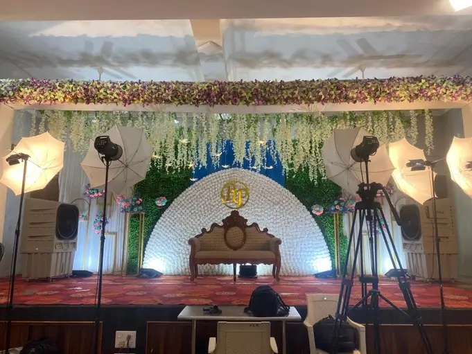 Gallery Image 15